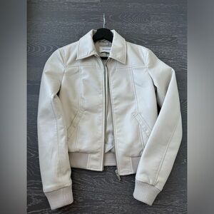 Aritzia Babaton Arc leather jacket